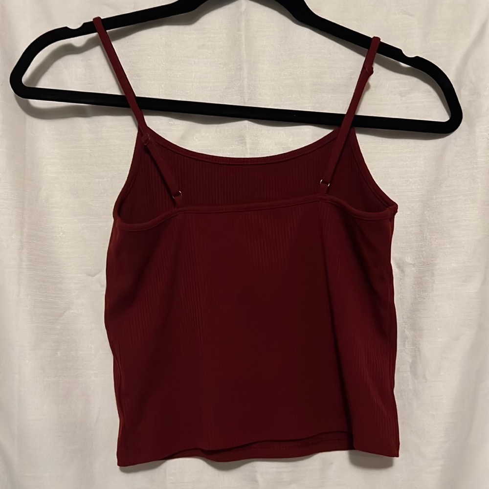 AE Cropped Tank - Picture 2 of 2